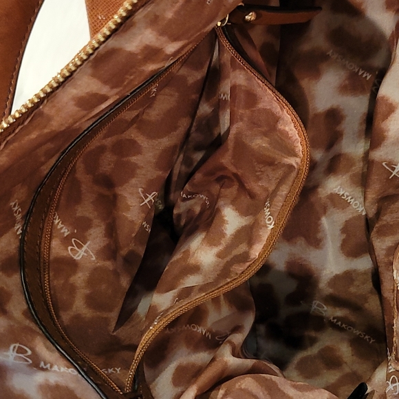 B. Makowsky Genuine Leather Bag - Picture 7 of 10